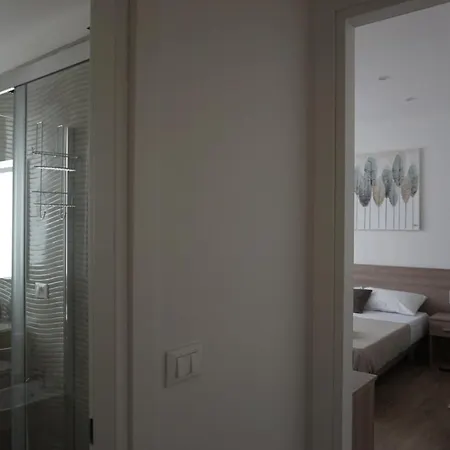 Azzisa Holidays パレルモ